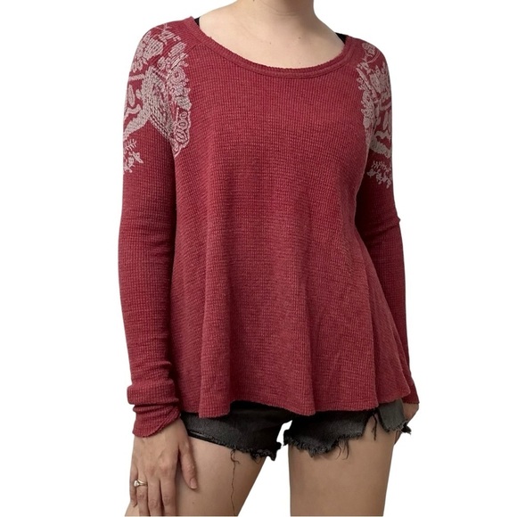 Free People Sweater Top Flowy Thermal Babydoll Western Boho Red Fall Size Small - Picture 7 of 7